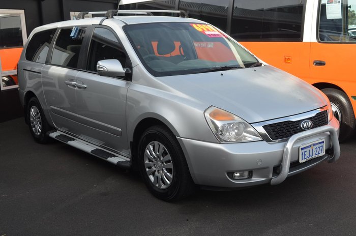 2013 Kia Grand Carnival