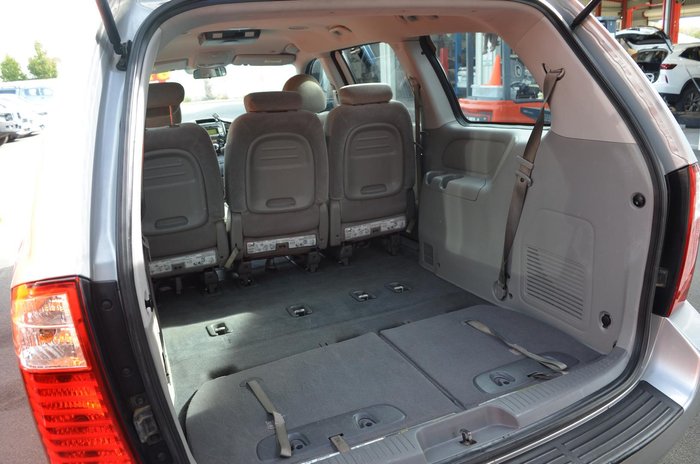 2013 Kia Grand Carnival S