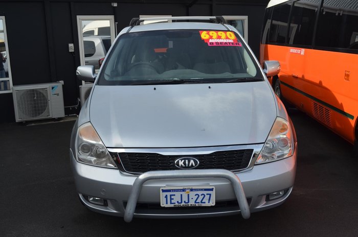 2013 Kia Grand Carnival S