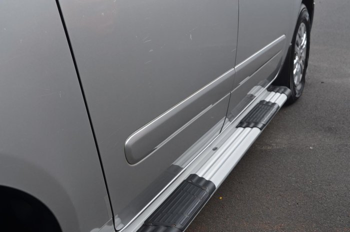 2013 Kia Grand Carnival S