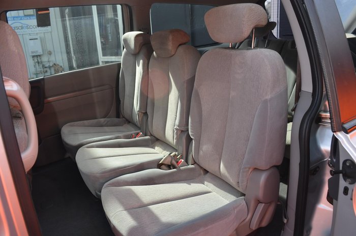 2013 Kia Grand Carnival S