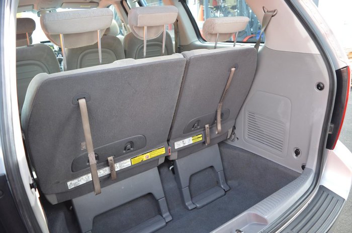 2013 Kia Grand Carnival S