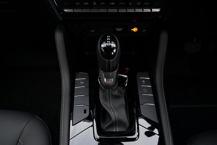 2025 Isuzu MU-X LS-T