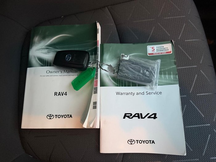 2020 Toyota RAV4 GXL