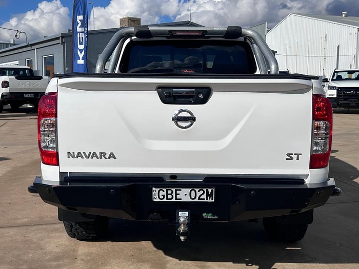 2019 Nissan Navara ST
