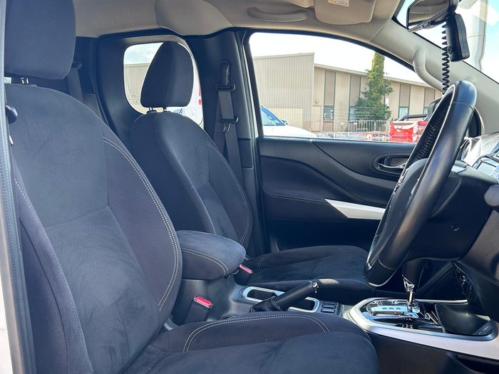 2019 Nissan Navara ST