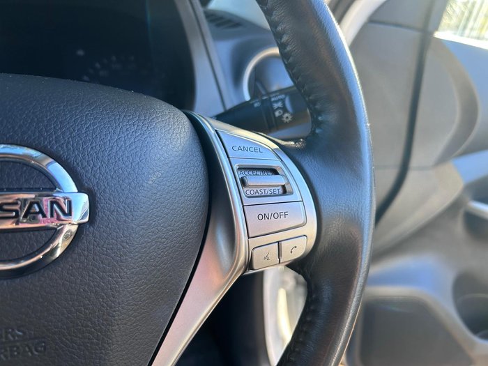 2019 Nissan Navara ST