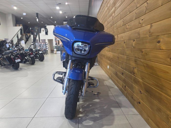 2024 Harley-Davidson Street Glide 117 (FLHX)