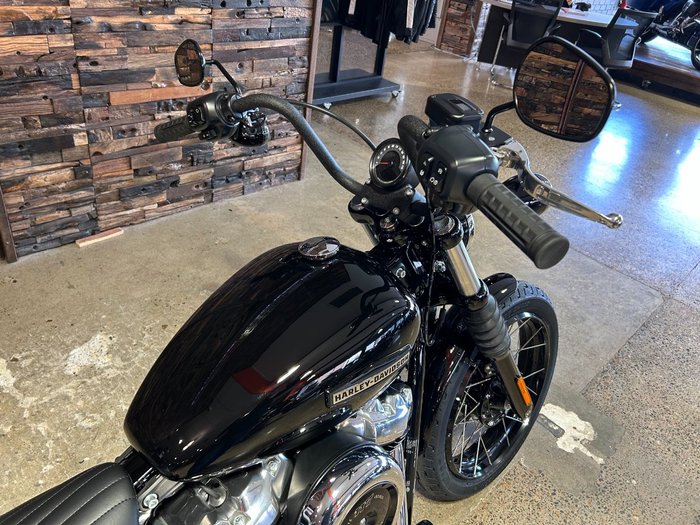 2025 HARLEY-DAVIDSON 2025 Harley-Davidson 1900CC FXBB STREET BOB (117) CRUISER