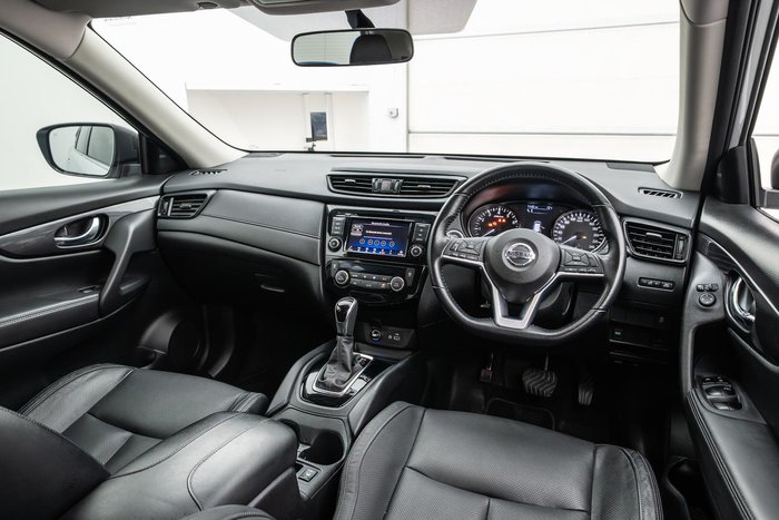 2022 Nissan X-TRAIL ST-L