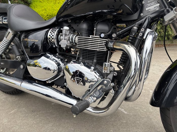 2013 Triumph AMERICA Black