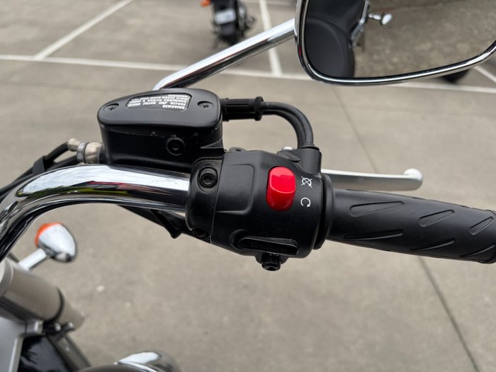 2013 Triumph AMERICA Black