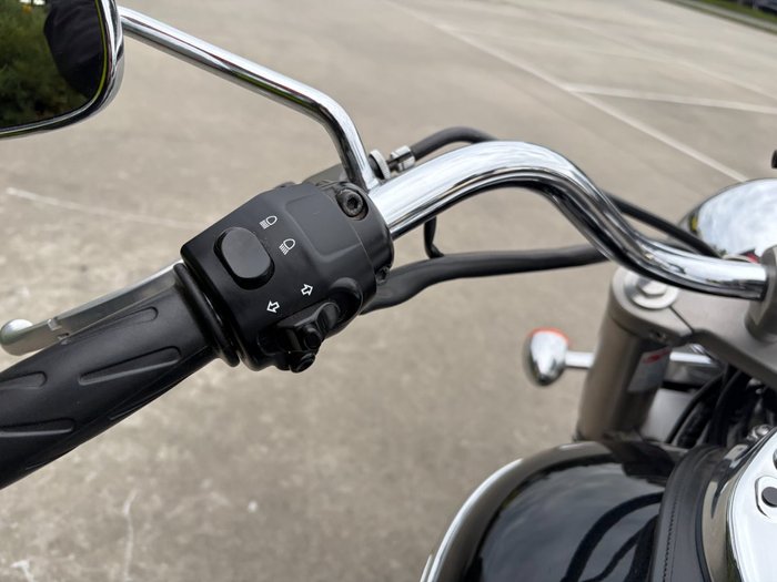 2013 Triumph AMERICA Black