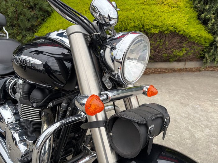2013 Triumph AMERICA Black