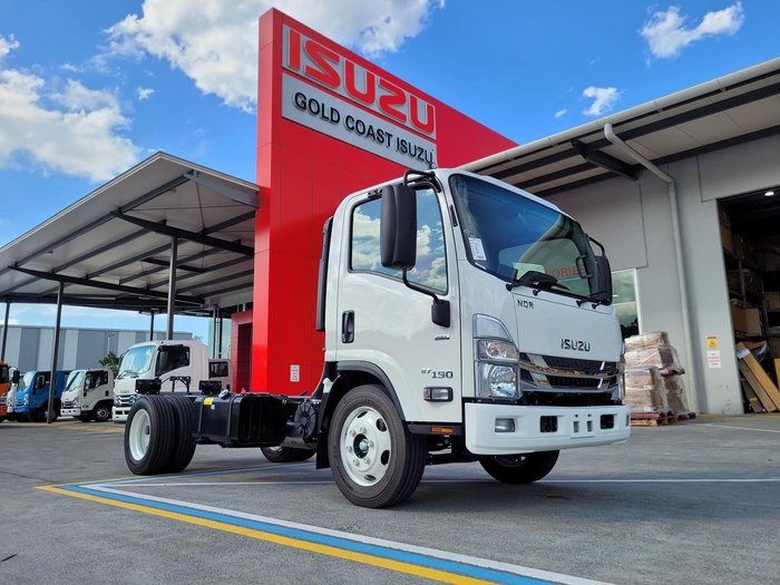 2025 Isuzu N Series NQR 87/80-190 AMT LWB