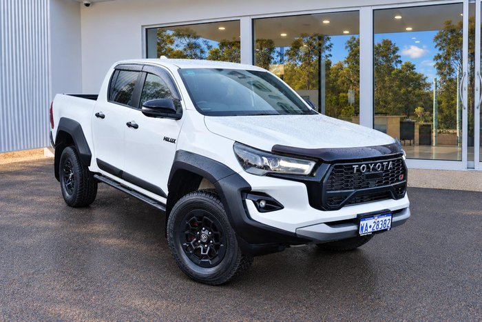 2024 Toyota Hilux