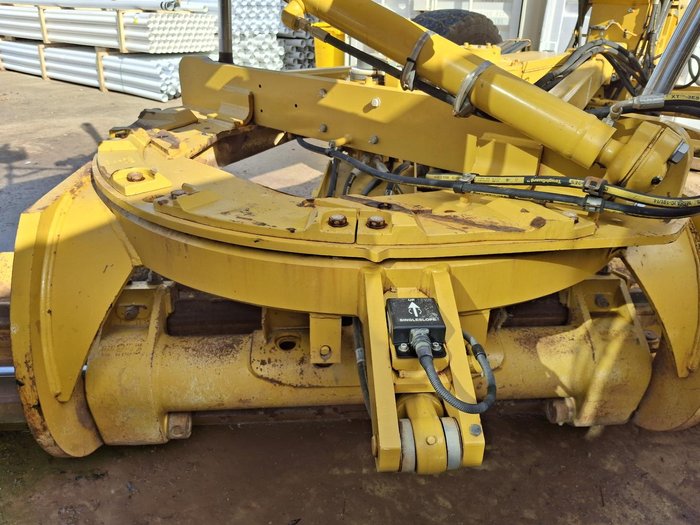 2022 Caterpillar 140 yellow