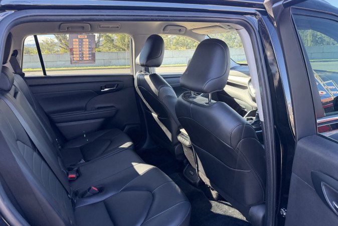 2024 TOYOTA KLUGER GXL HYBRID AWD