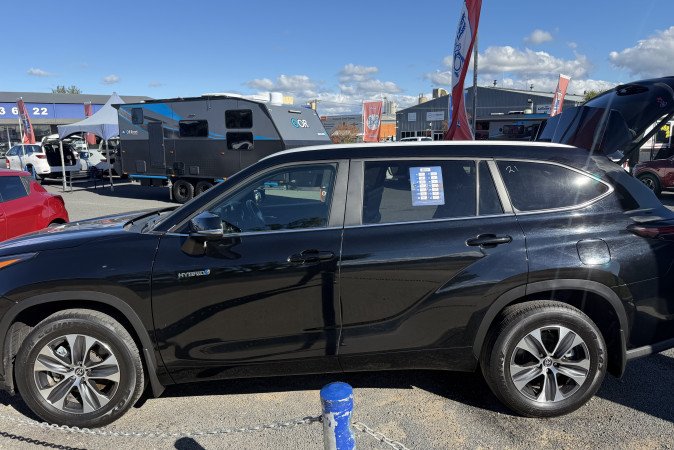 2024 TOYOTA KLUGER GXL HYBRID AWD