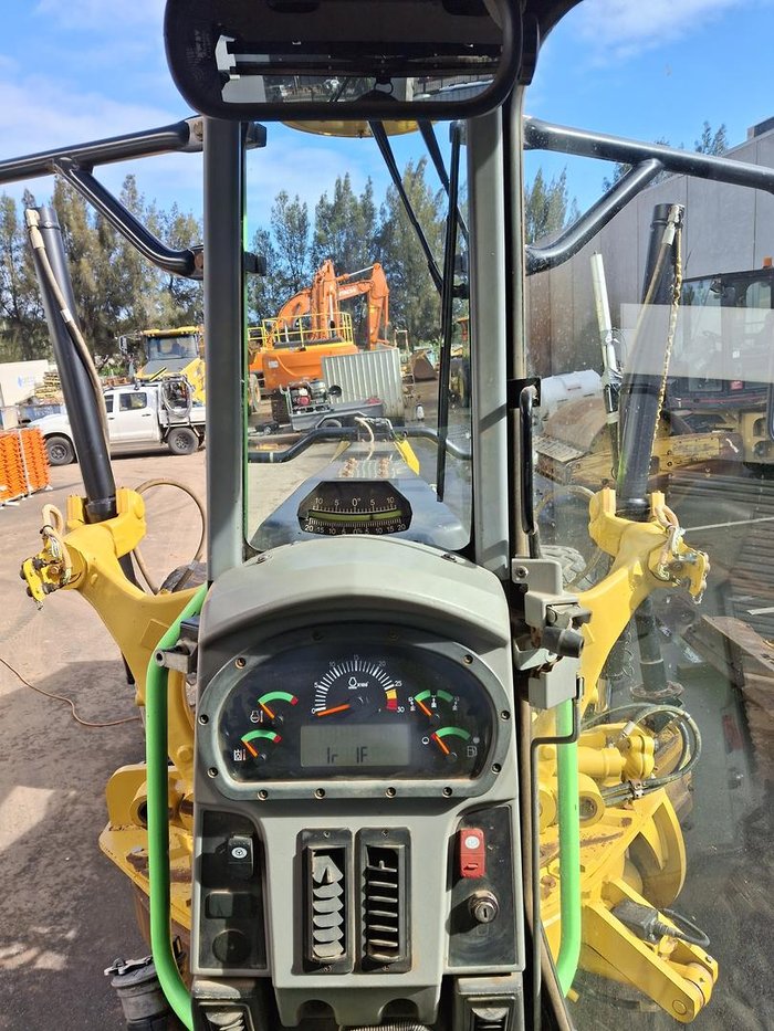 2020 Caterpillar 140 Yellow