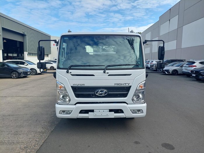 2023 Hyundai Mighty EX4/6