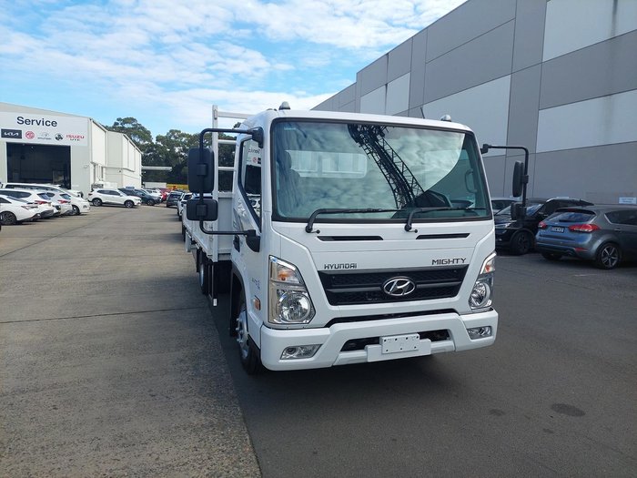 2023 Hyundai Mighty EX4/6