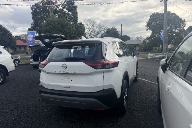 2024 NISSAN X-TRAIL ST (4WD) 7 SEAT