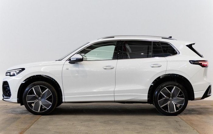 2026 Volkswagen Tiguan 195TSI R-Line