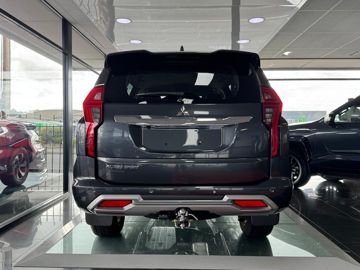2025 Mitsubishi Pajero Sport GLS