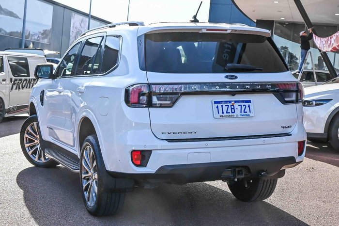 2023 Ford Everest Platinum