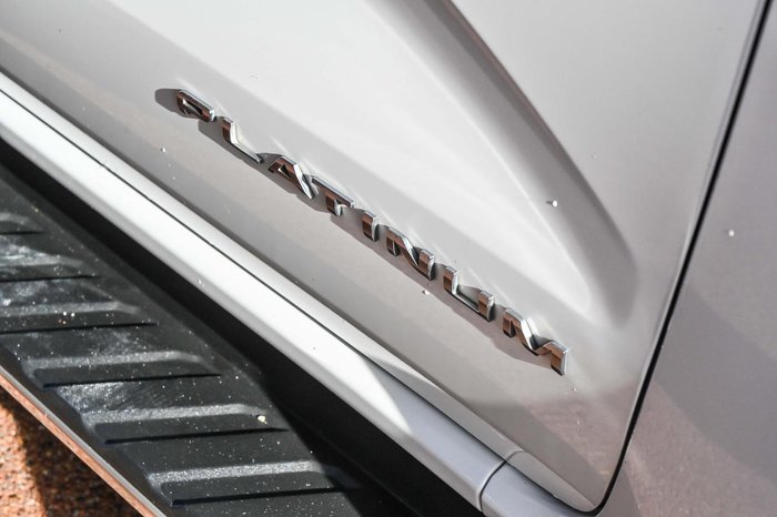 2023 Ford Everest Platinum