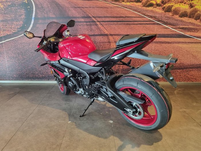 2025 Suzuki GSX-R1000 ABS GSX-R Red