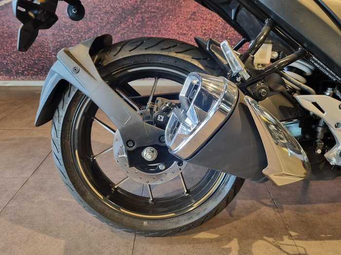 2025 Suzuki Gixxer 250 Gixxer Black