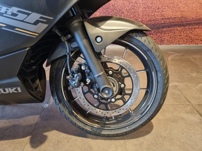 2025 Suzuki Gixxer 250 Gixxer Black