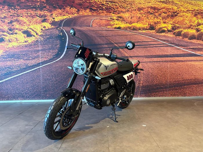 2026 Triumph Tracker 400 Tracker Silver