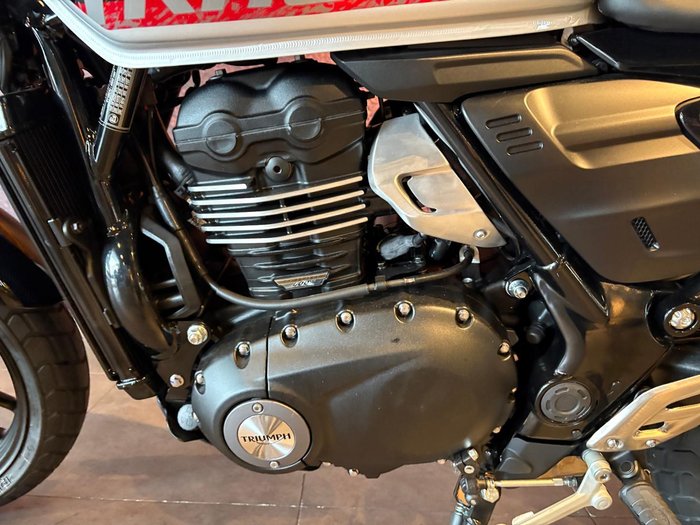 2026 Triumph Tracker 400 Tracker Silver