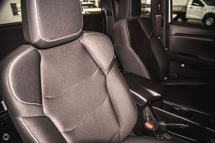 2025 Isuzu D-MAX SX High Ride MY24 4x2 Mineral White