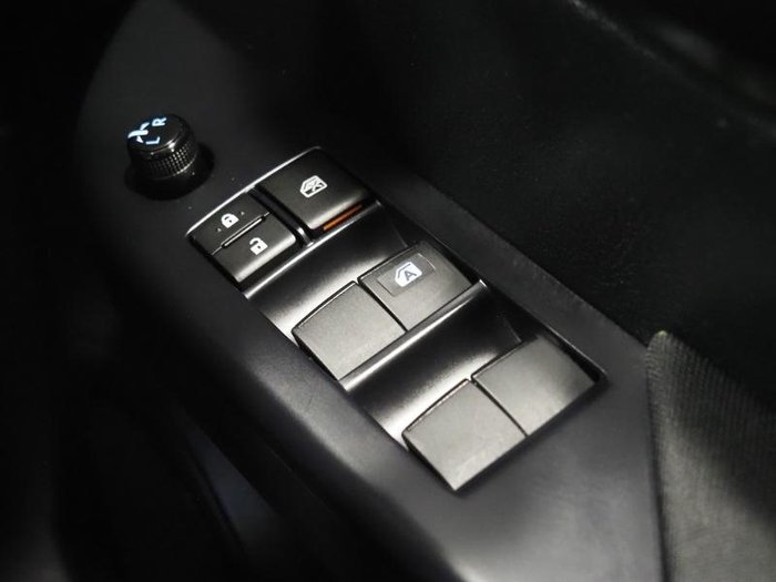 2022 Toyota Hilux SR