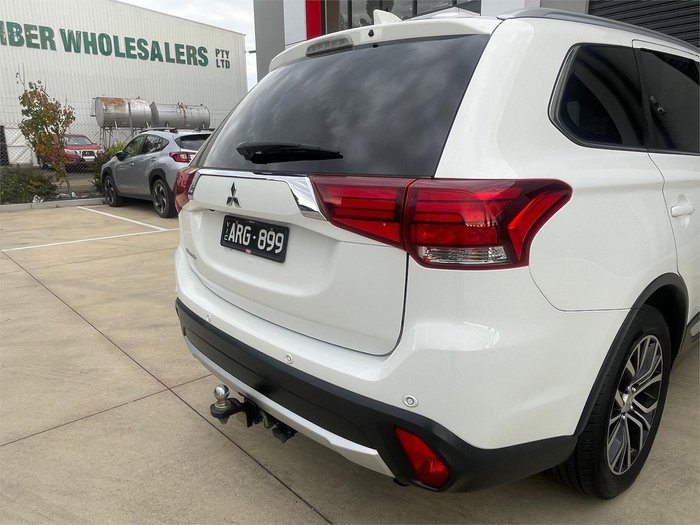 2016 Mitsubishi Outlander LS Safety Pack