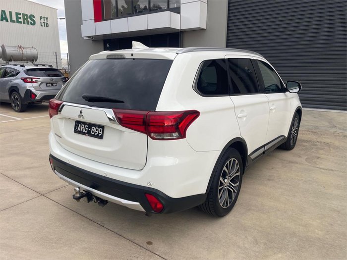 2016 Mitsubishi Outlander LS Safety Pack