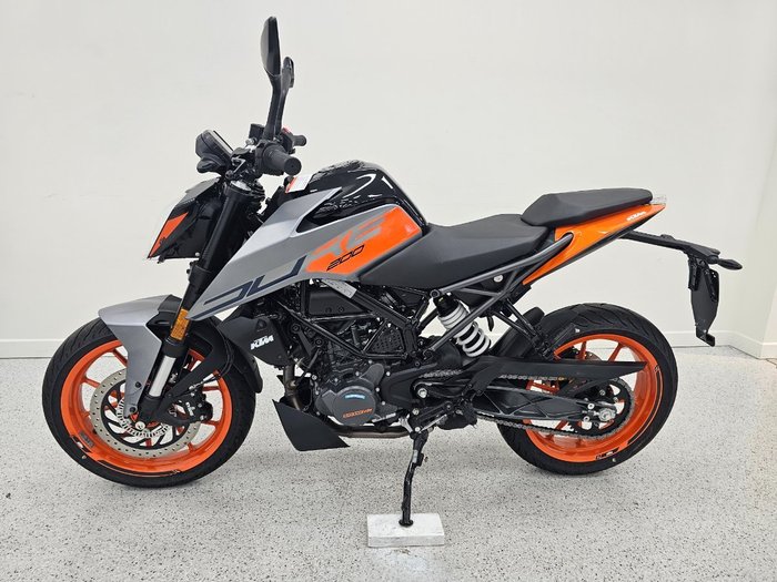 2024 Ktm 200 DUKE (ABS) Orange