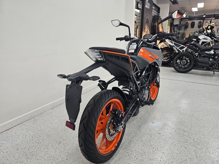 2024 Ktm 200 DUKE (ABS) Orange