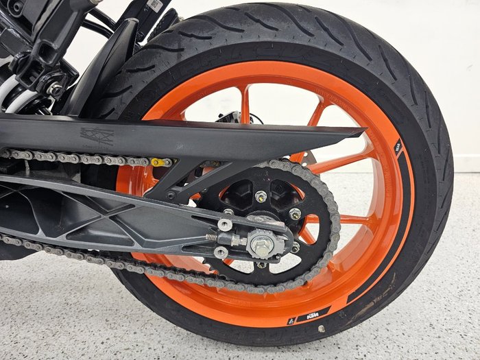 2024 Ktm 200 DUKE (ABS) Orange