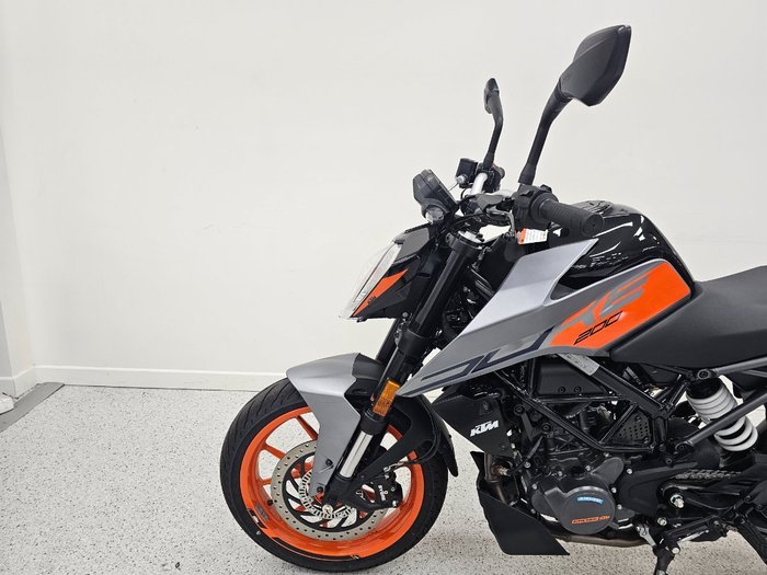 2024 Ktm 200 DUKE (ABS) Orange