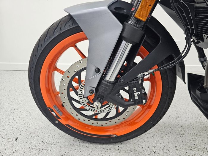 2024 Ktm 200 DUKE (ABS) Orange