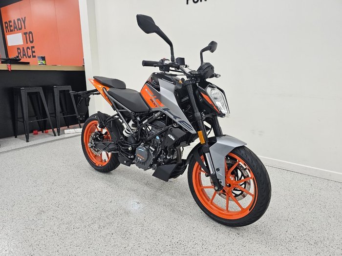 2024 Ktm 200 DUKE (ABS) Orange