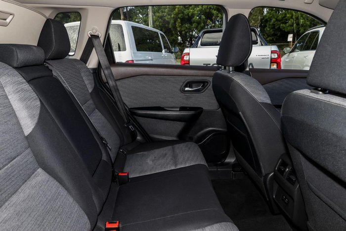 2024 Nissan X-TRAIL ST
