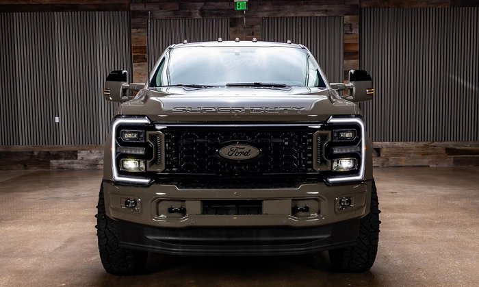 2025 Ford F450 Platinum