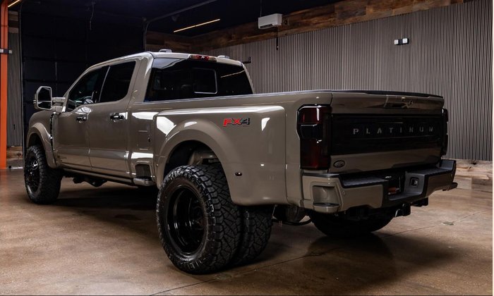 2025 Ford F450 Platinum