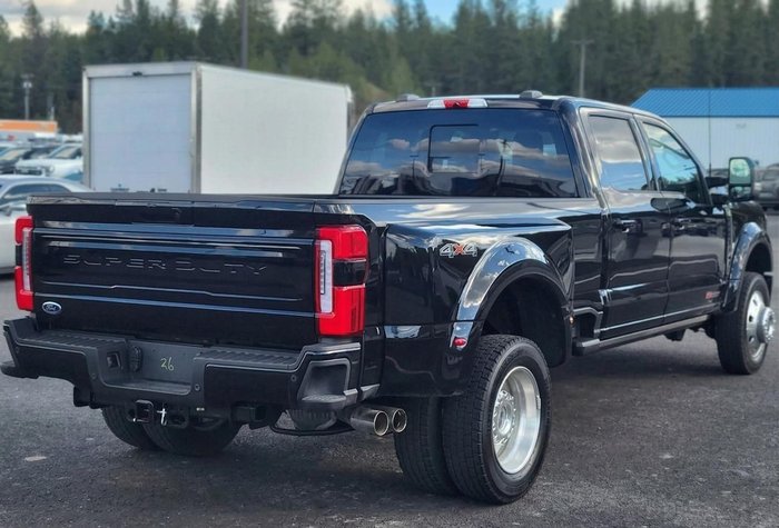 2025 Ford F450 Platinum